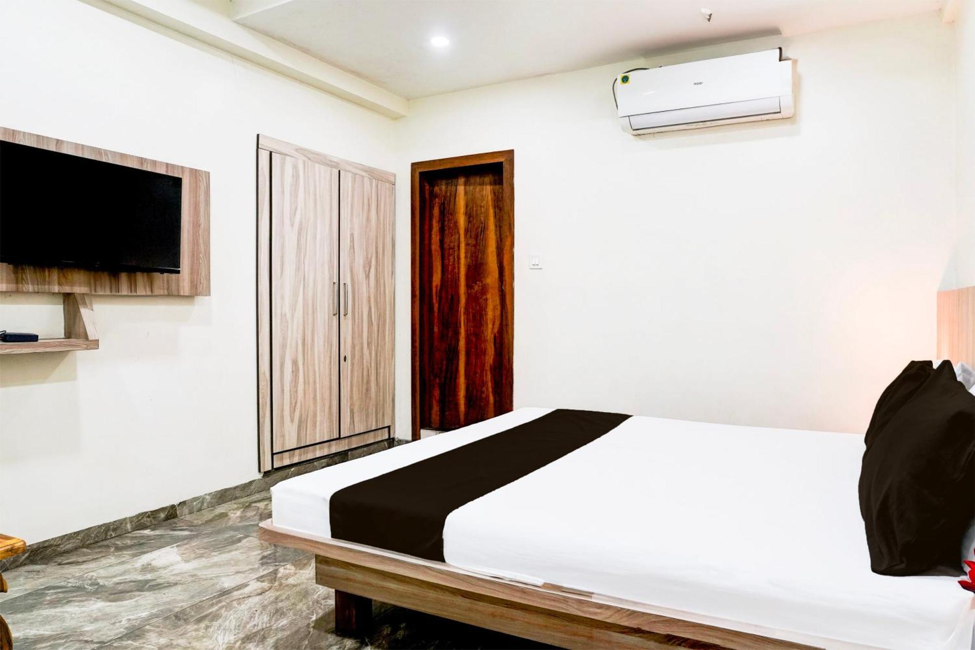 Super Hotel O Dombivali Formerly Pk Lodging Dombivli 외부 사진