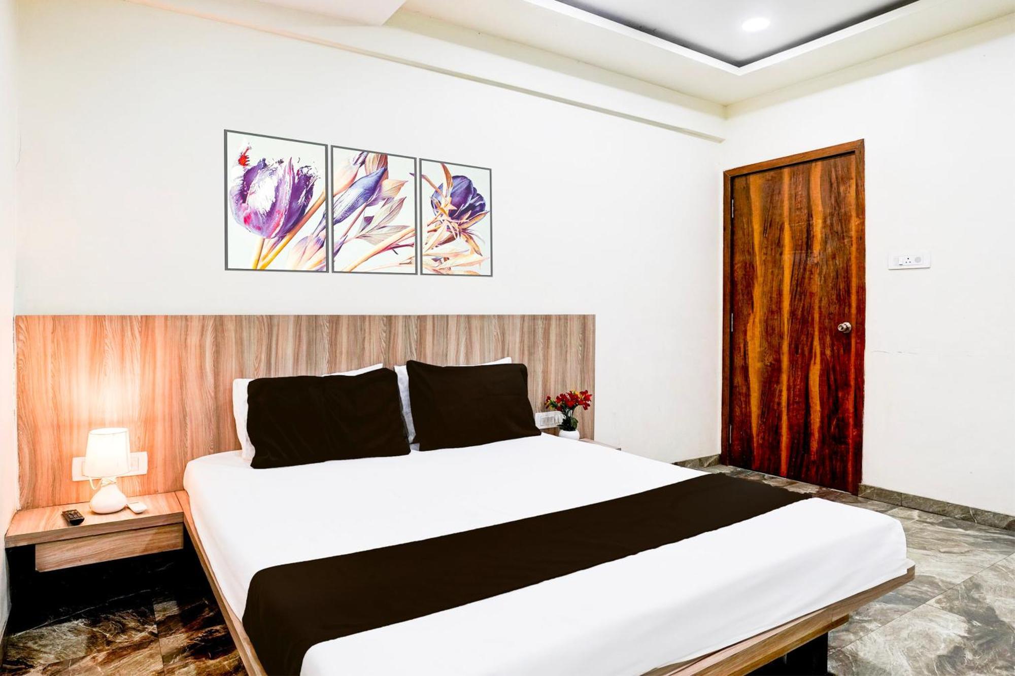 Super Hotel O Dombivali Formerly Pk Lodging Dombivli 외부 사진